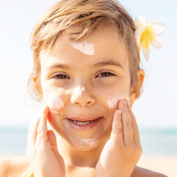 Όταν η skincare αγορά απευθύνεται σε παιδιά: μια νέα εμπορική τάση με μεγάλες προκλήσεις