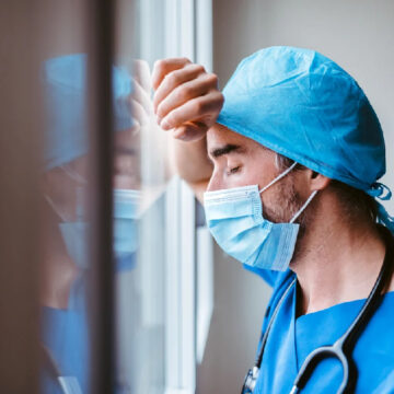 Η ανθεκτικότητα, το νόημα και ο δρόμος πέρα από την επαγγελματική  εξουθένωση του Ιατρού.