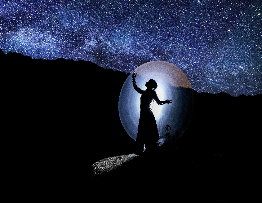 Model at night Κοσμοθεωρία και Ψυχική Υγεία | Προς μια νέα κατανόηση του ανθρώπου